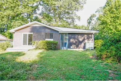 927 Rowland Street, Clarkston, GA 30021 - Photo 2