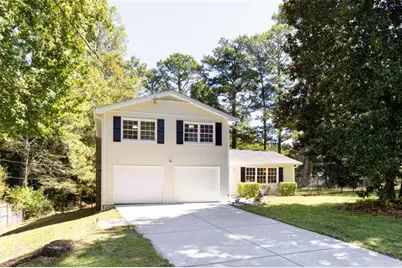 680 Emerald Forest Circle, Lawrenceville, GA 30044 - Photo 2