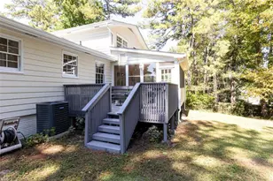 680 Emerald Forest Circle, Lawrenceville, GA 30044 - Photo 10