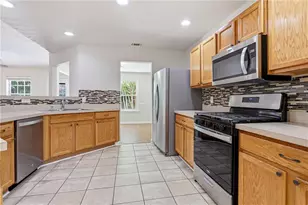 3641 Coveside Ct, Loganville, GA 30052 - Photo 10