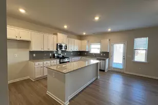 67 Briarwood Dr E, Dawsonville, GA 30534 - Photo 4