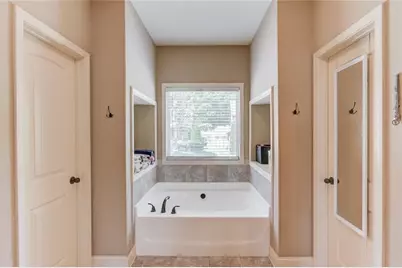 5601 Creek Dale, Buford, GA 30518 - Photo 18