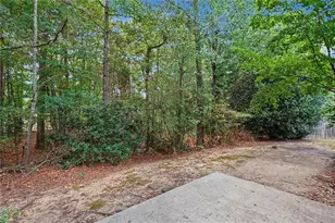 411 Crested View Dr, Loganville, GA 30052 - Photo 18