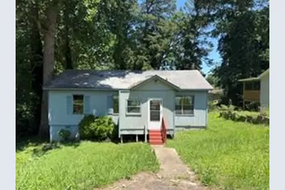 305 Creighton Avenue, Scottdale, GA 30079 - Photo 2