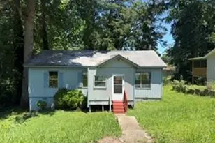 305 Creighton Ave, Scottdale, GA 30079 - Photo 2