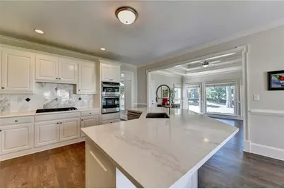 8015 St Marlo Country Club Parkway, Duluth, GA 30097 - Photo 24