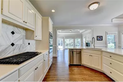 8015 St Marlo Country Club Parkway, Duluth, GA 30097 - Photo 20
