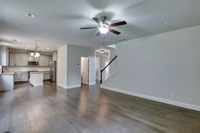2409 Kingston Heath Way, Marietta, GA 30008 - Photo 12