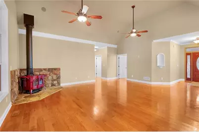 1215 Cullpepper Road NE, Calhoun, GA 30701 - Photo 10