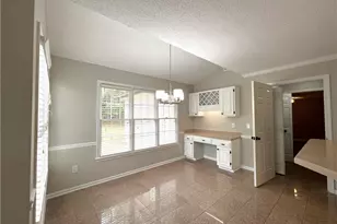 12560 Crabapple Chase Dr, Alpharetta, GA 30004 - Photo 6