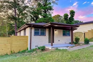 366 Illinois Ave NW, Atlanta, GA 30314 - Photo 2