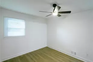 366 Illinois Ave NW, Atlanta, GA 30314 - Photo 18