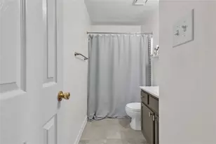 8910 S Somerset Ln, Alpharetta, GA 30004 - Photo 32