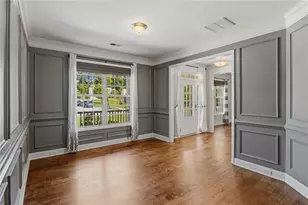 3930 Ivy Lawn Ct, Buford, GA 30519 - Photo 8