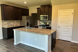 3689 Prospect Point Dr, Gillsville, GA 30566 - Photo 4