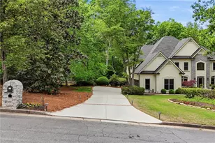 630 Danas Ridge Dr, Roswell, GA 30075 - Photo 6