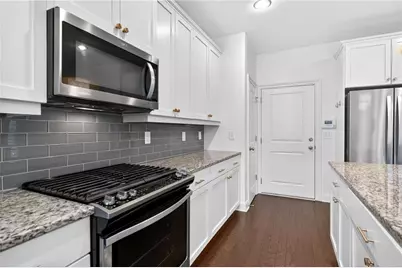1063 Johnsons Grove, Atlanta, GA 30318 - Photo 12