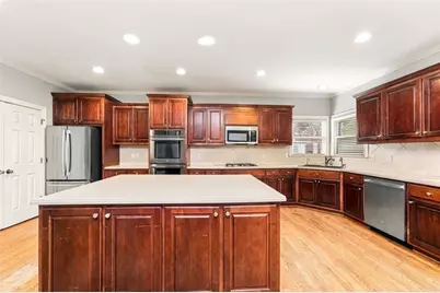 2090 Misty Oaks Drive, Buford, GA 30519 - Photo 10