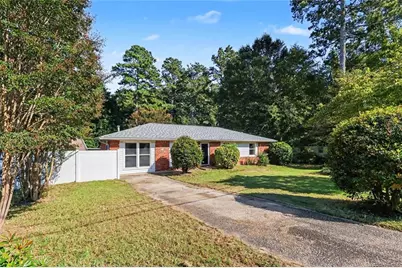 6786 Tralee Drive, Lithia Springs, GA 30122 - Photo 2