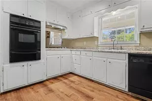 4146 Hapsburg Ct, Decatur, GA 30034 - Photo 6