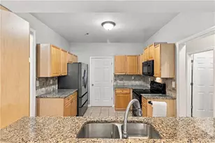 1027 Whitshire Way, Alpharetta, GA 30004 - Photo 8