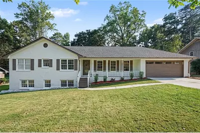 3802 Imperial Drive, Snellville, GA 30039 - Photo 2