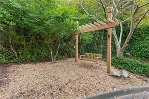 4252 River Green Dr NW, Atlanta, GA 30327 - Photo 26