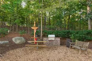 4252 River Green Dr NW, Atlanta, GA 30327 - Photo 28