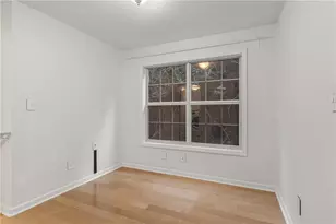 4252 River Green Dr NW, Atlanta, GA 30327 - Photo 10