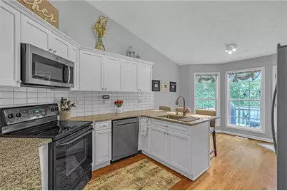 225 Dunagan Drive, Lawrenceville, GA 30045 - Photo 8
