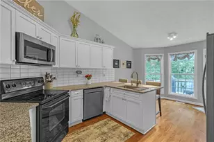 225 Dunagan Dr, Lawrenceville, GA 30045 - Photo 8