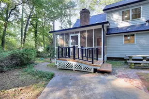 1786 SW Bear Cave SW, Lilburn, GA 30047 - Photo 6