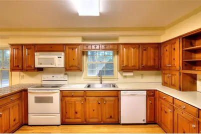 1786 SW Bear Cave SW, Lilburn, GA 30047 - Photo 20