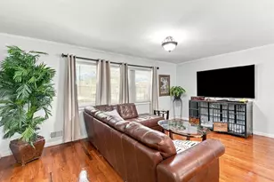 3179 Flamingo Dr, East Point, GA 30344 - Photo 4