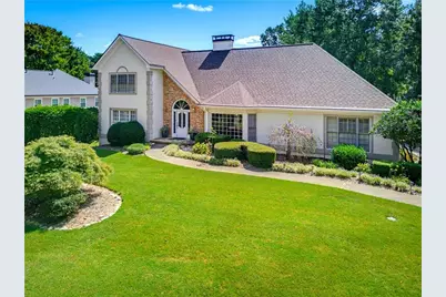 1001 Ashebrooke Court NE, Marietta, GA 30068 - Photo 4