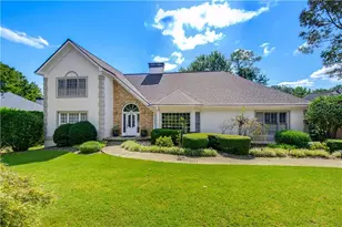 1001 Ashebrooke Ct NE, Marietta, GA 30068 - Photo 1