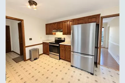 166 Knollwood Drive NW, Marietta, GA 30064 - Photo 2