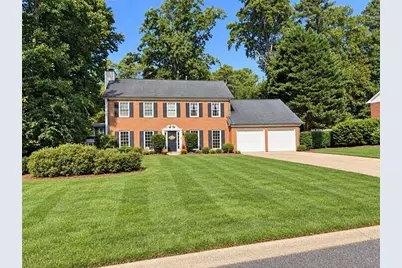 166 Knollwood Drive NW, Marietta, GA 30064 - Photo 1