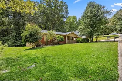 3065 Tara Woods Drive, Douglasville, GA 30135 - Photo 4