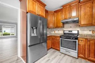 702 Ashley Glen Ln, Johns Creek, GA 30022 - Photo 16