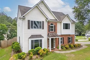 702 Ashley Glen Ln, Johns Creek, GA 30022 - Photo 2