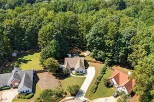 4692 Devencrest Ln, Buford, GA 30519 - Photo 8