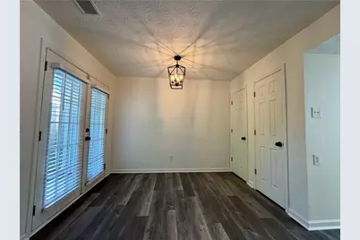 5889 Trent Walk Drive, Lithonia, GA 30038 - Photo 10