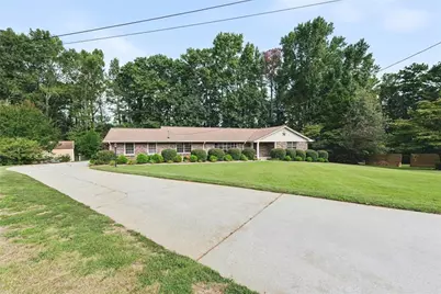 2653 Amberly Way, Snellville, GA 30078 - Photo 2