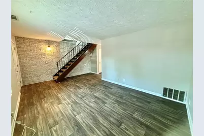 [Address not provided], Atlanta, GA 30344 - Photo 2