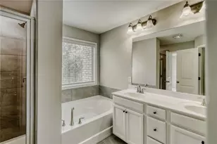 901 Sunset Park Dr, Suwanee, GA 30024 - Photo 18