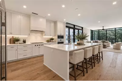 2520 Peachtree Road NW #403, Atlanta, GA 30305 - Photo 4