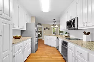 208 Marvin Land Ln, Canton, GA 30115 - Photo 4