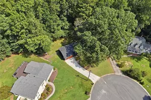 190 Crestwood Ct, Alpharetta, GA 30009 - Photo 6