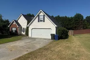 3450 Weeping Willow Ln, Loganville, GA 30052 - Photo 2